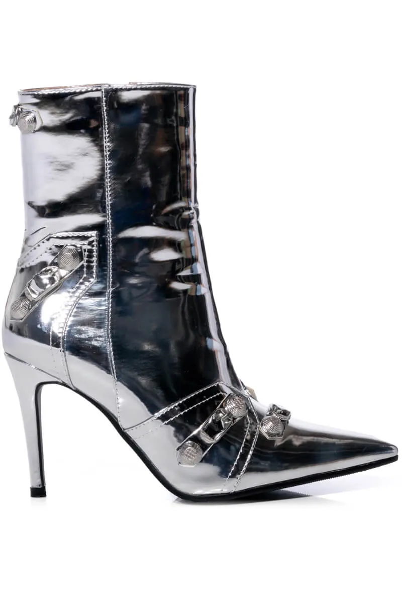 AZALEA WANG BROOKLYN METALLIC STILETTO BOOTIE IN SILVER