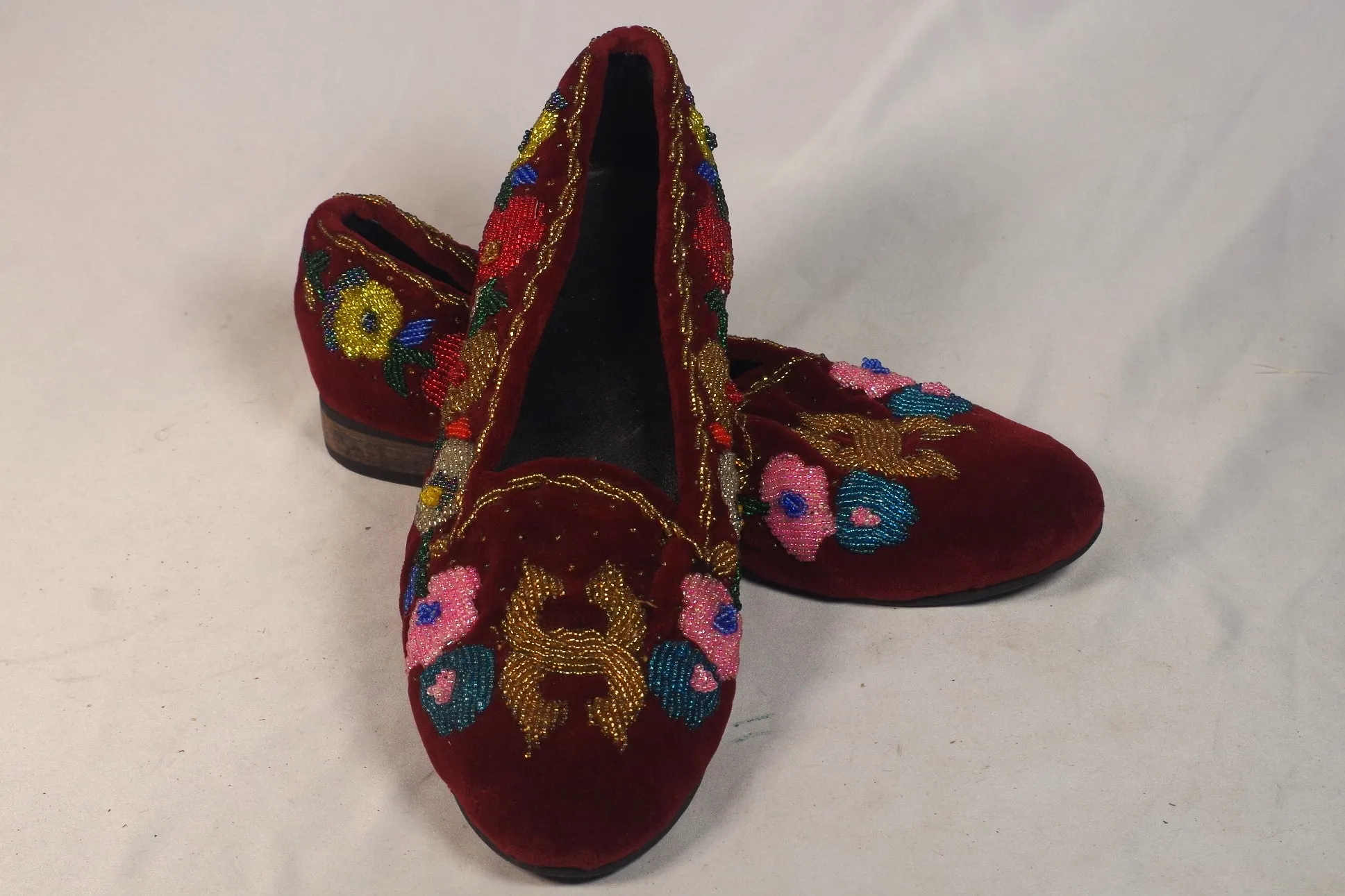 Beaded Red Floral Evening Slippers Women's 9 / Men's 7