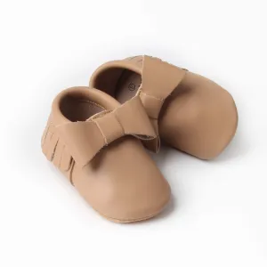 Bow Moccasins - Cookie Dough