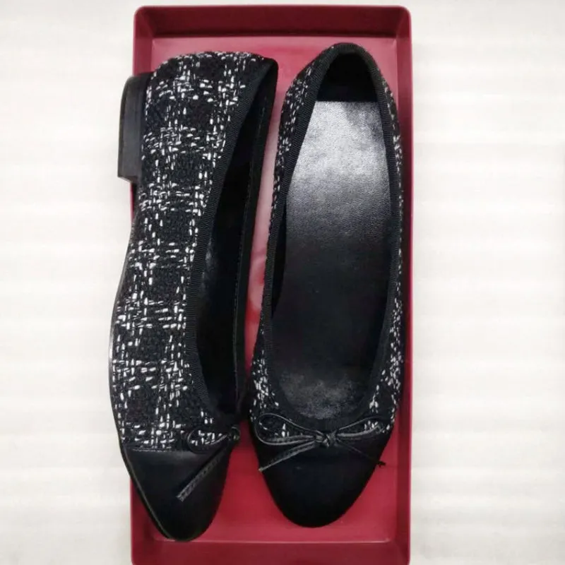 Classic Ballet Flats with Simple Bow Knot Accent