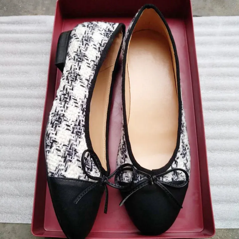 Classic Ballet Flats with Simple Bow Knot Accent