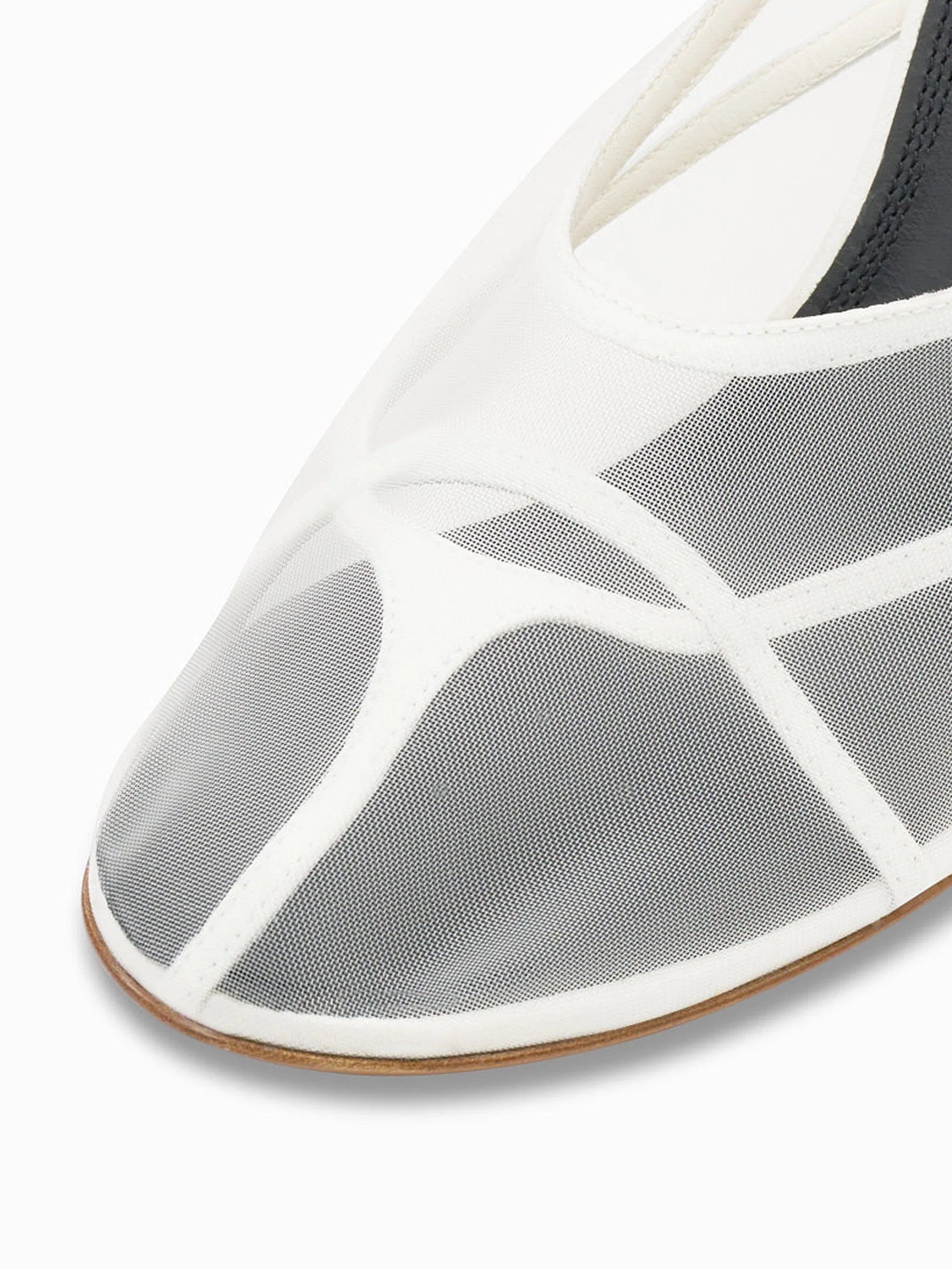 Cream Pherka mesh mules