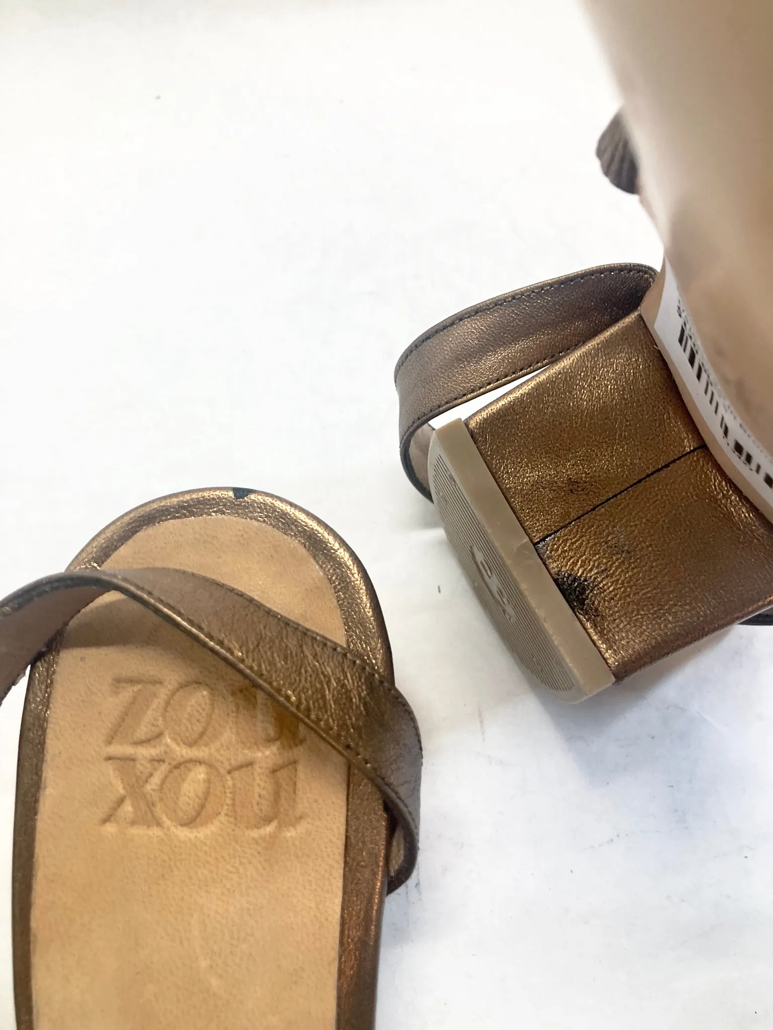 Delfina Sandal in Bronze Size 39.5