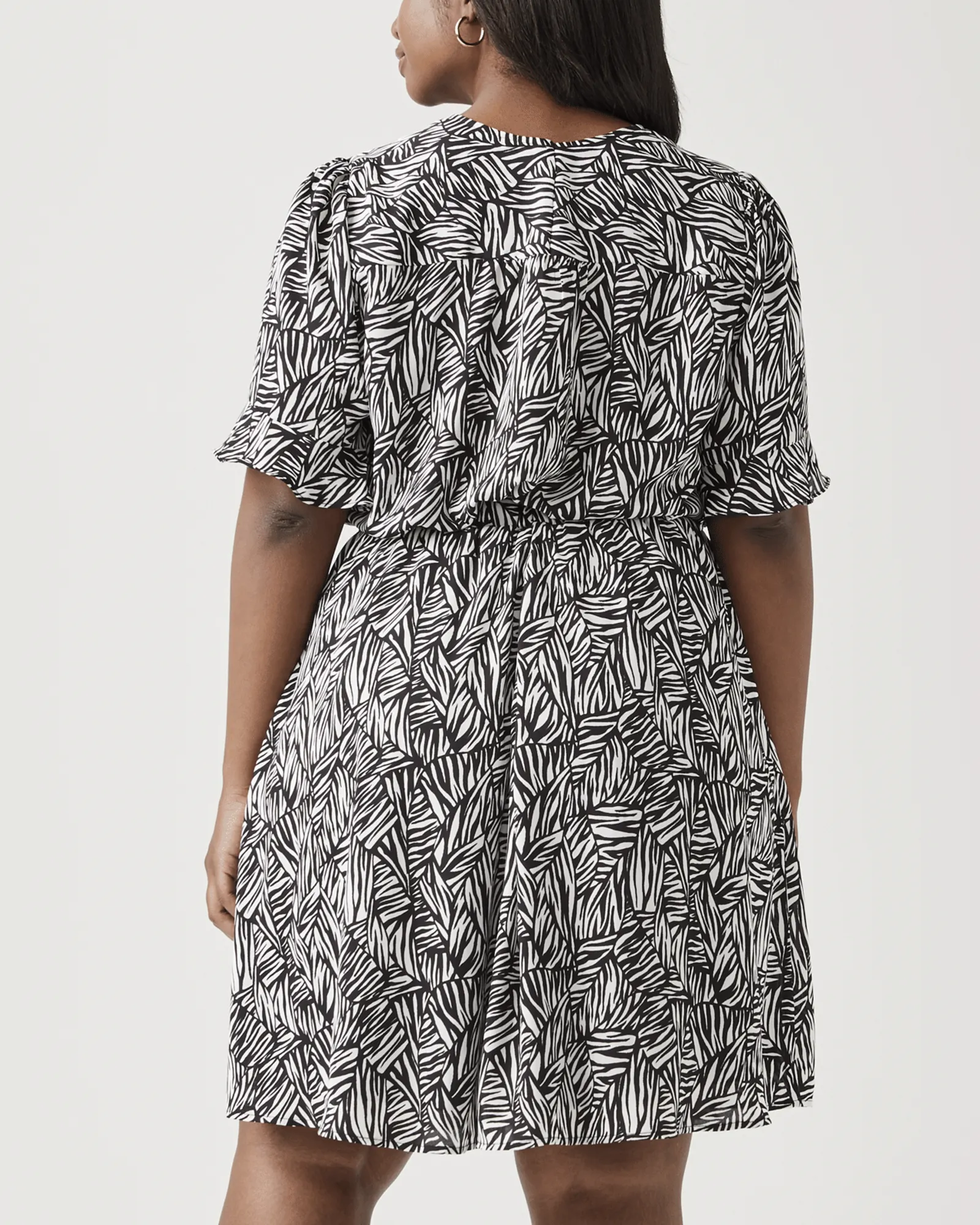 Mila Ruffle Sleeve Blouse | Black / White