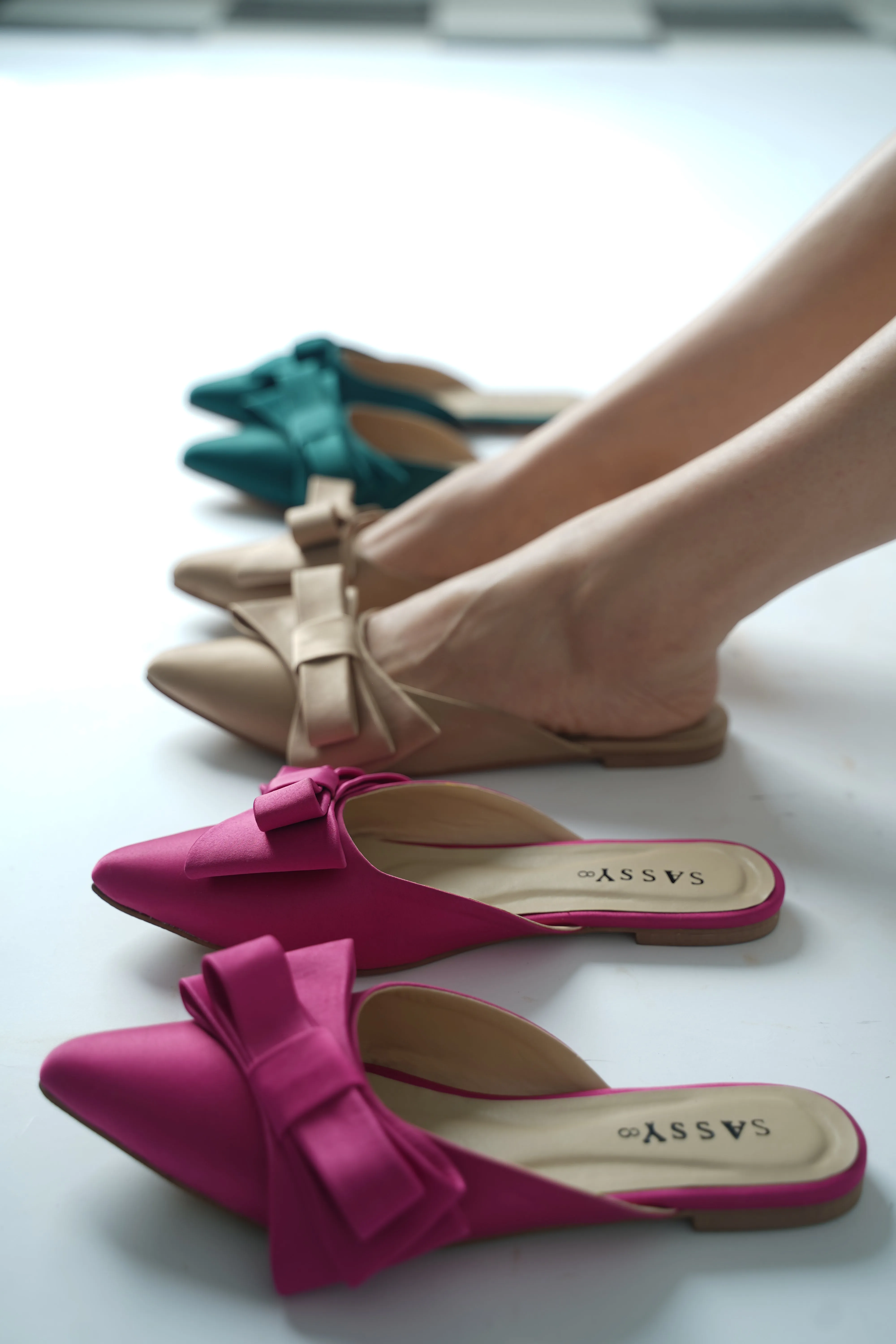Monroe Bow Slides Emarald Green