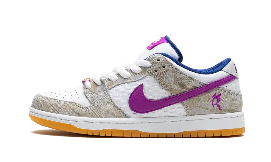 Nike SB Dunk Low "Rayssa Leal"