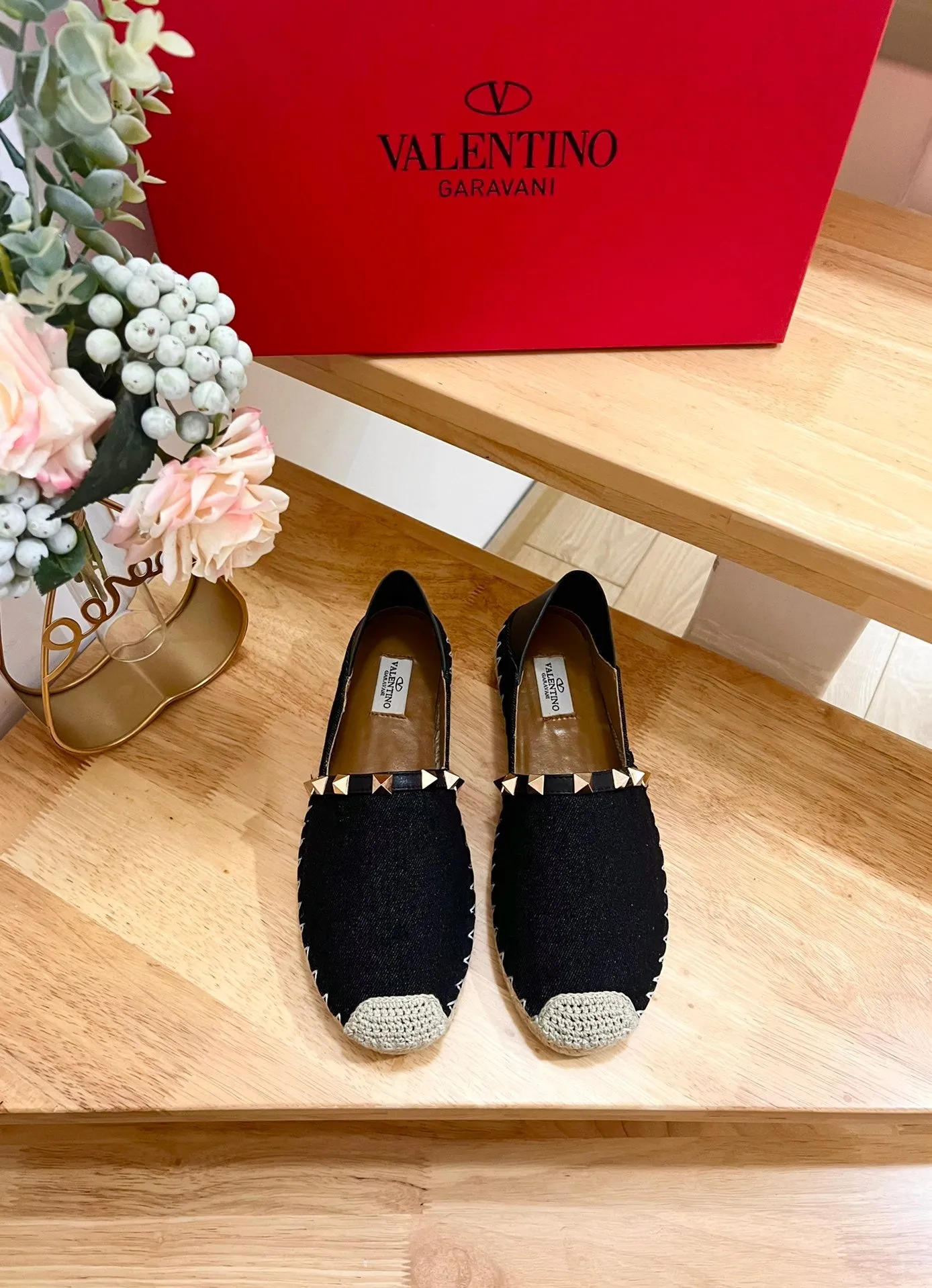 ROCKSTUD BLACK CANVAS ESPADRILLES